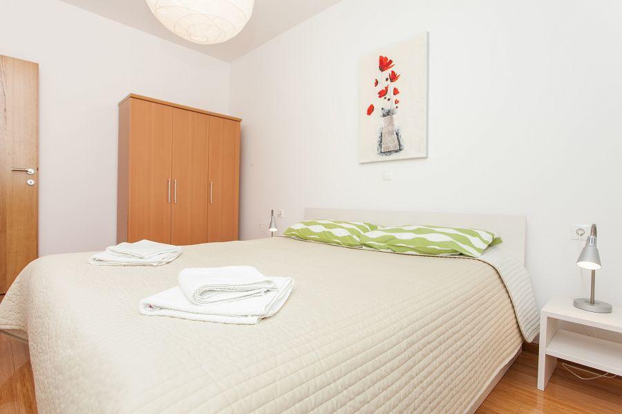 Kuvi Apartments ロヴィニ エクステリア 写真