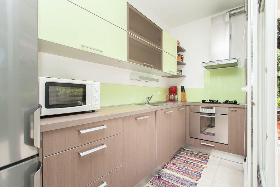 Kuvi Apartments ロヴィニ エクステリア 写真